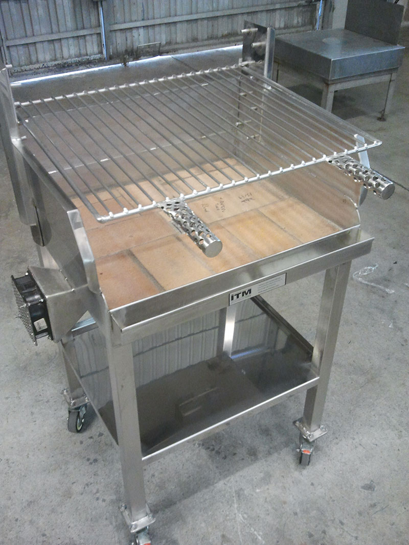 Asador de carbn | Trabajos en acero inoxidable a medida para otros sectores | ITM INOX